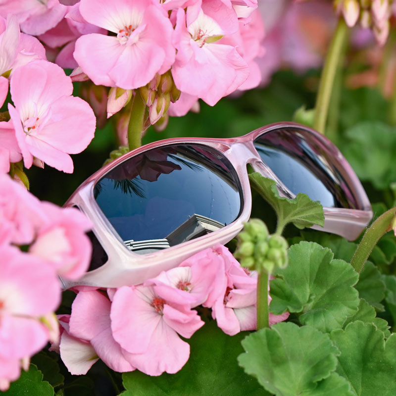 cocoons-fitovers-blush-polarized-gray-ml-flowers-800